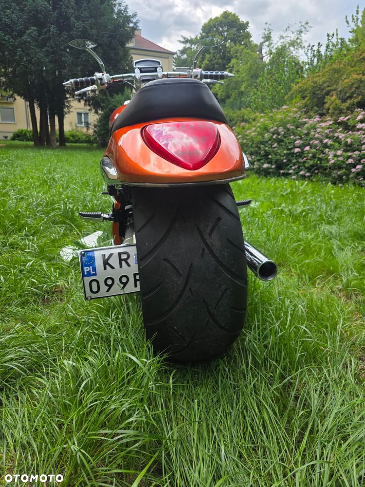 Suzuki VZ - 13