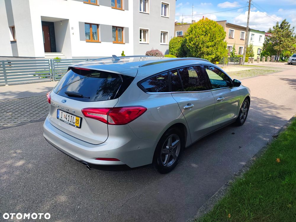 Ford Focus 2.0 EcoBlue Titanium Business - 6