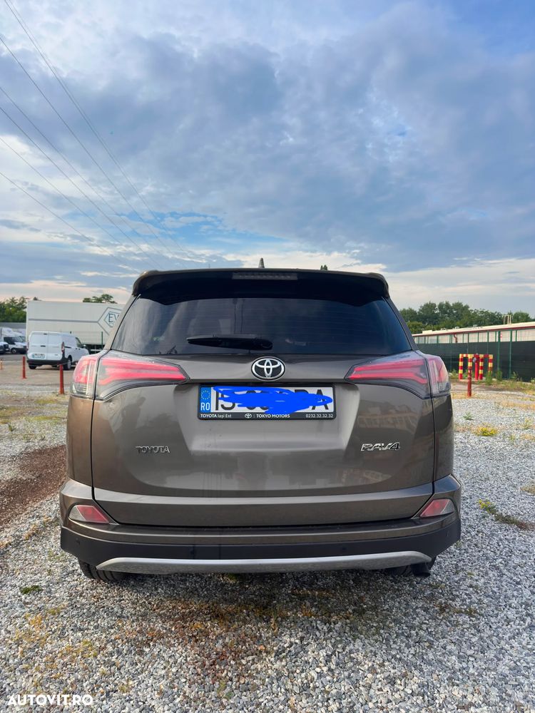 Toyota RAV4 2.0 D-4D 2WD Comfort - 6
