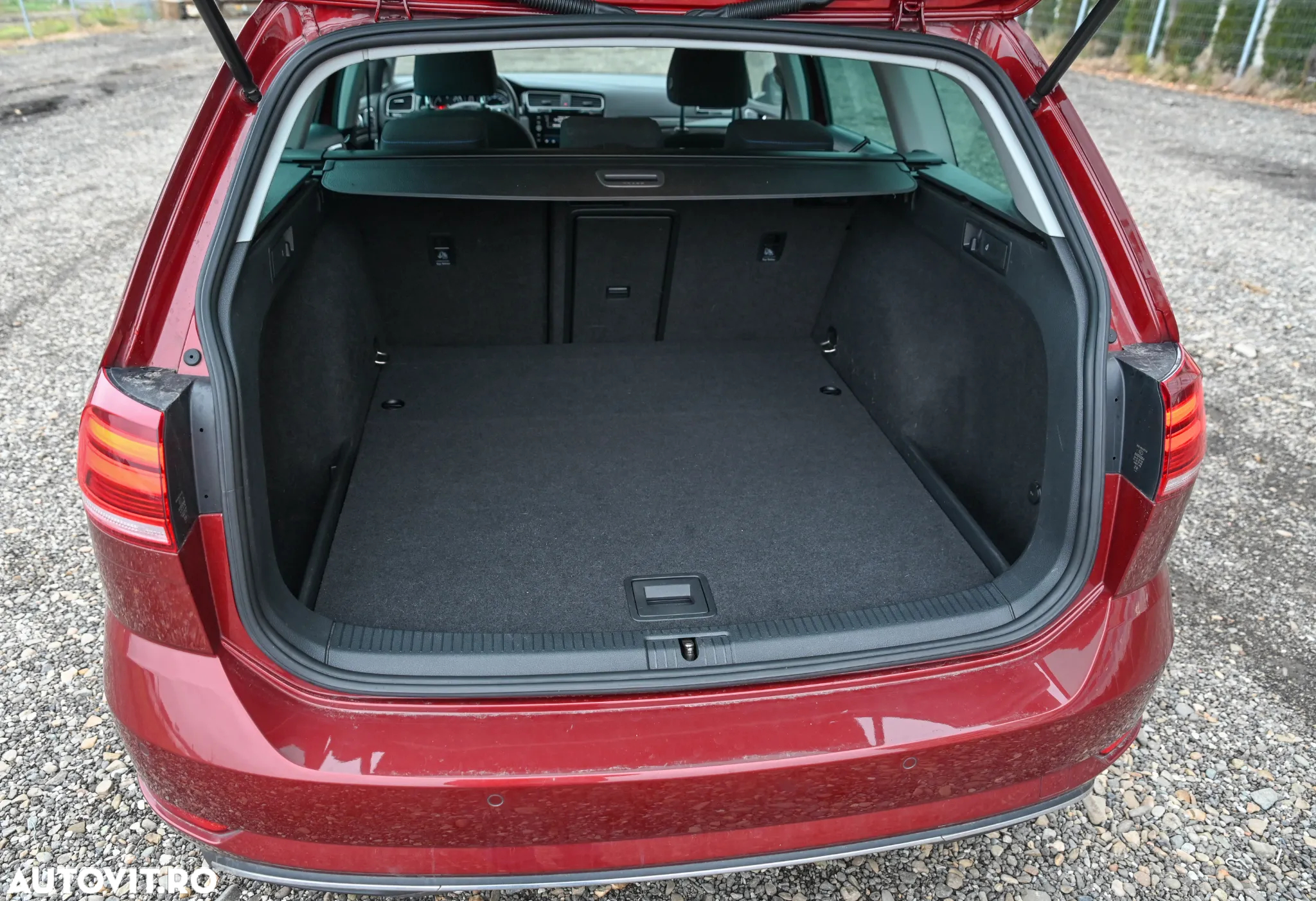Volkswagen Golf 1.6 TDI DSG Join - 12