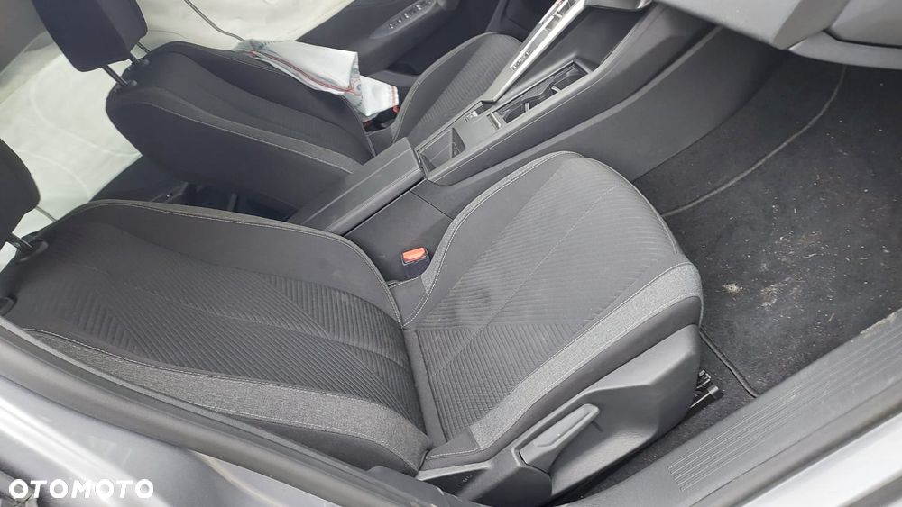 Peugeot 308 PureTech 130 EAT8 Active Pack - 9