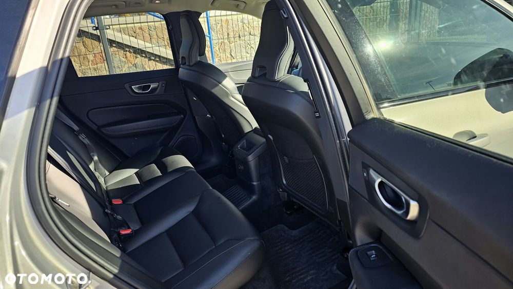 Volvo XC 60 - 31