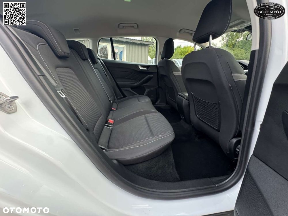 Ford Focus - 34