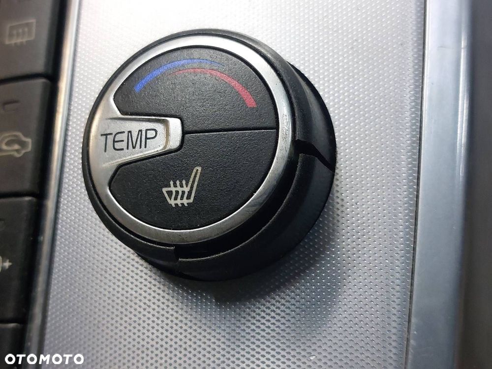 RADIO PANEL RADIA NAWIEWU WYŚWIETLACZ WZMACNIACZ WODOSPAD VOLVO V70 III - 8