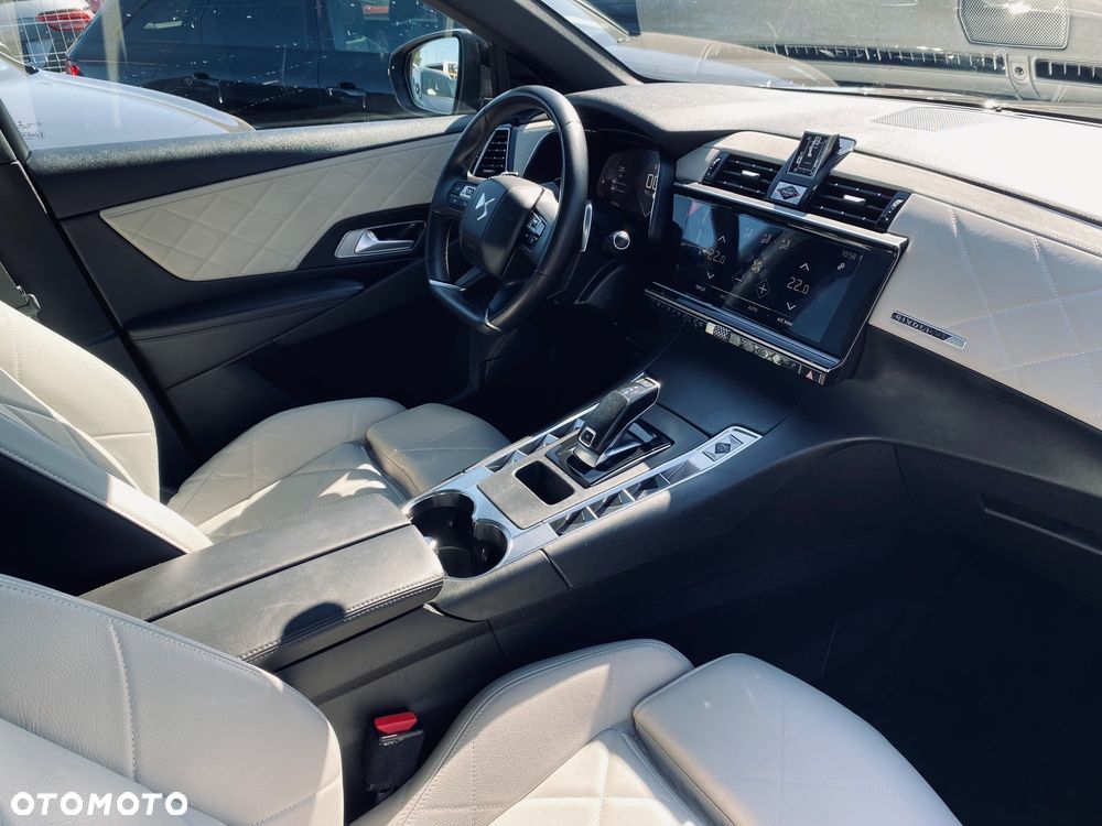 DS Automobiles DS 7 Crossback - 38