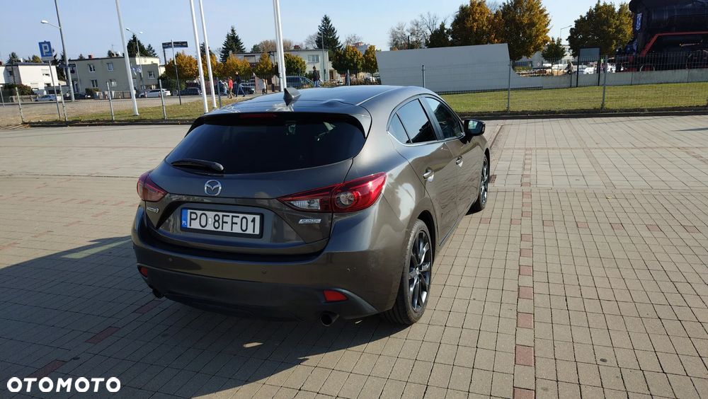 Mazda 3 - 12