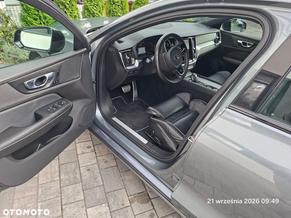 Volvo S60 B4 B R-Design - 20