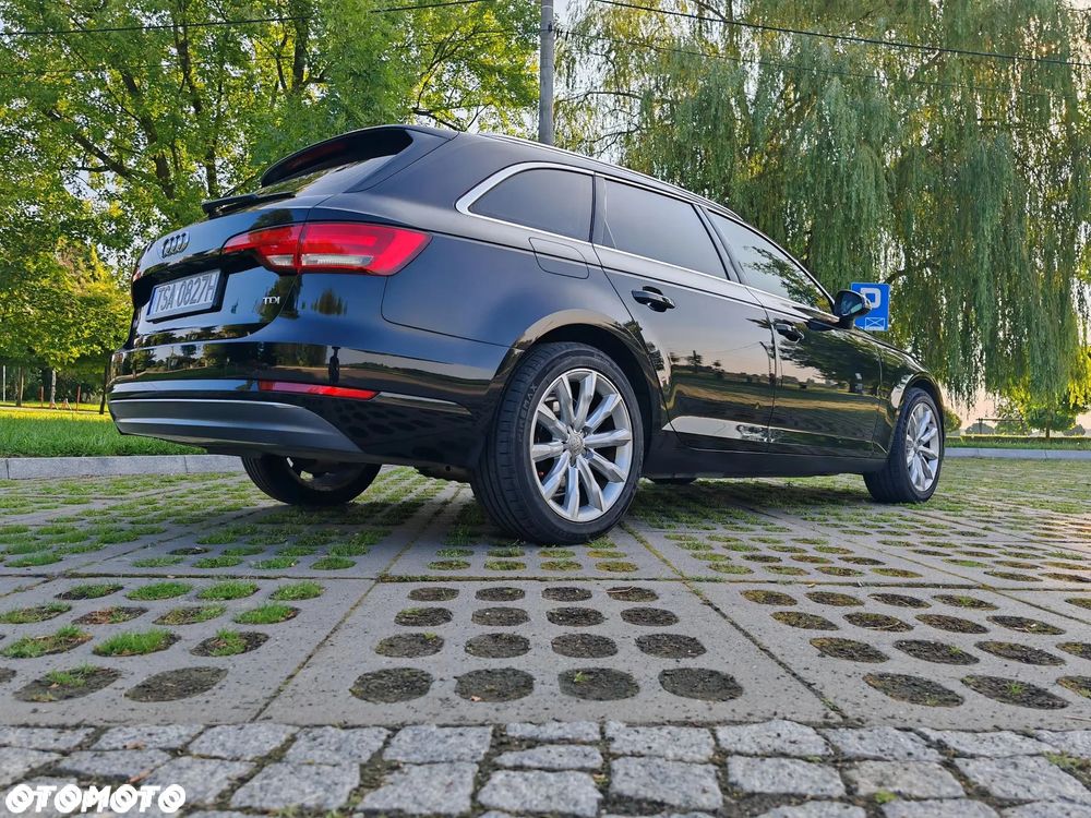 Audi A4 Avant 2.0 TDI - 10
