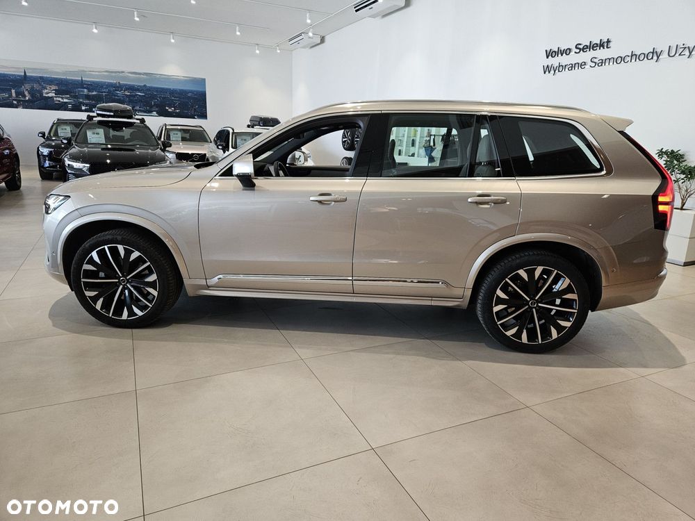 Volvo XC 90 - 9