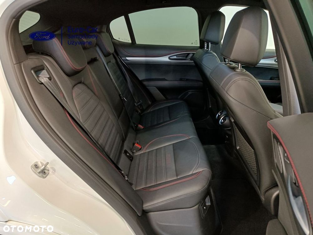 Alfa Romeo Stelvio 2.0 Turbo Veloce Q4 - 34