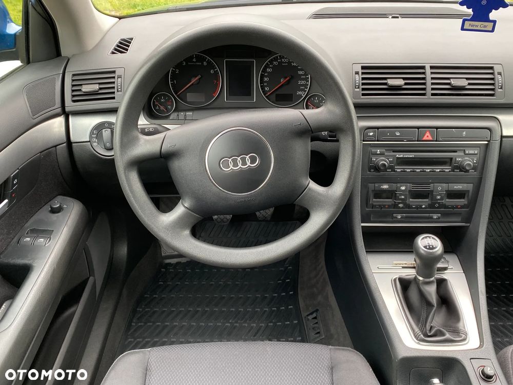 Audi A4 Limousine 2 - 13