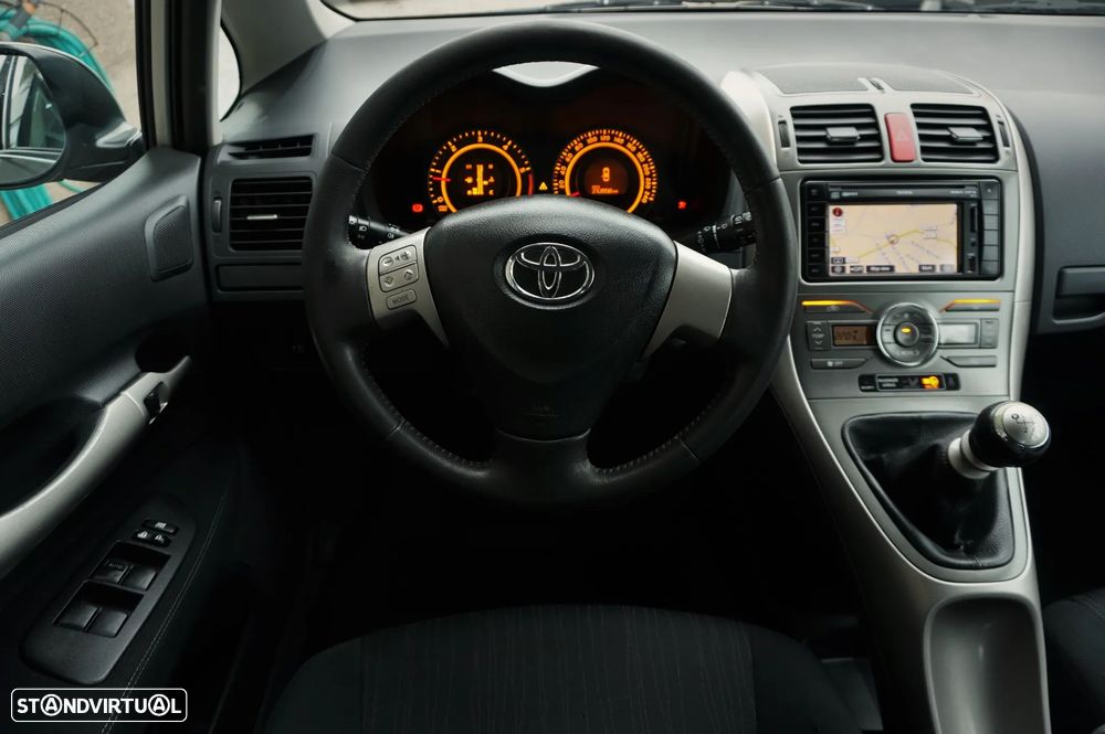 Toyota Auris 1.4 D-4D Comfort+Navi - 30
