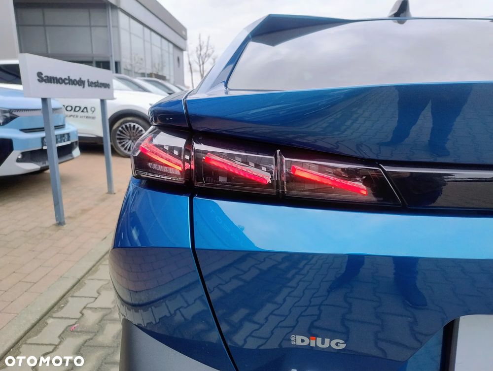 Peugeot 408 1.2 PureTech mHEV GT S&S e-DSC6 - 7