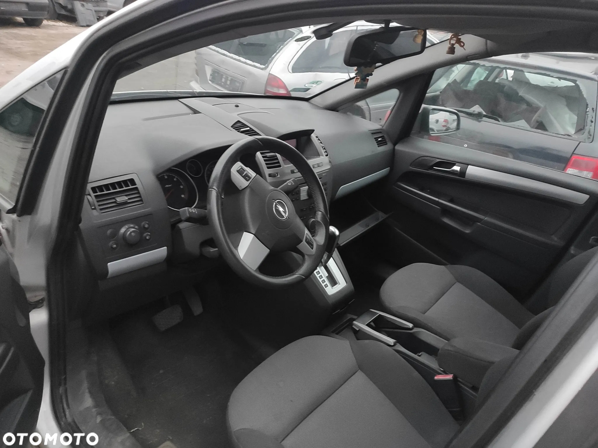 Opel Zafira B 06r 1.9 CDTI 150km lakier Z157 na części - 7