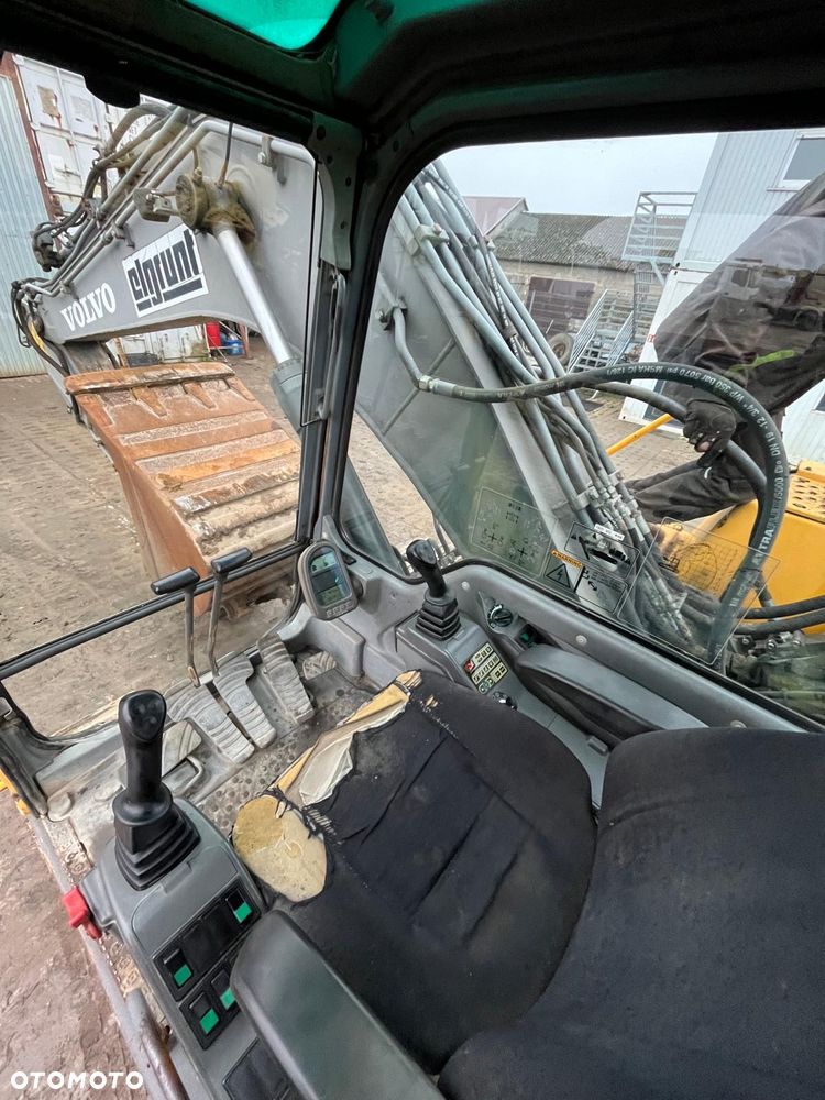 Volvo EC140BLC - 9