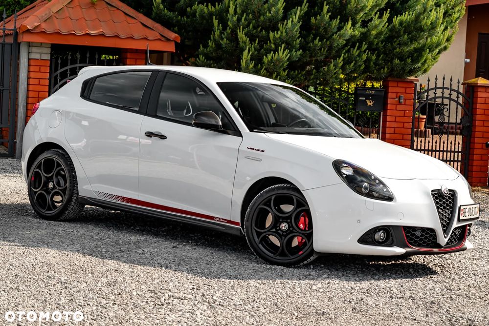 Alfa Romeo Giulietta 1.8 TBi 16V TCT Veloce - 4