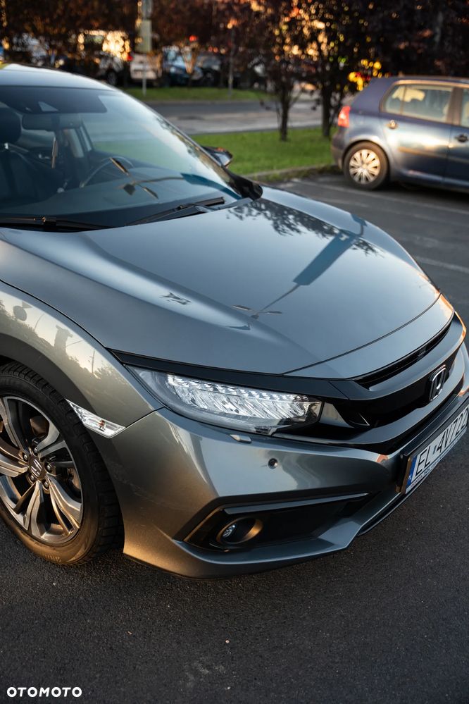 Honda Civic 1.5 i-VTEC Turbo CVT Executive - 6