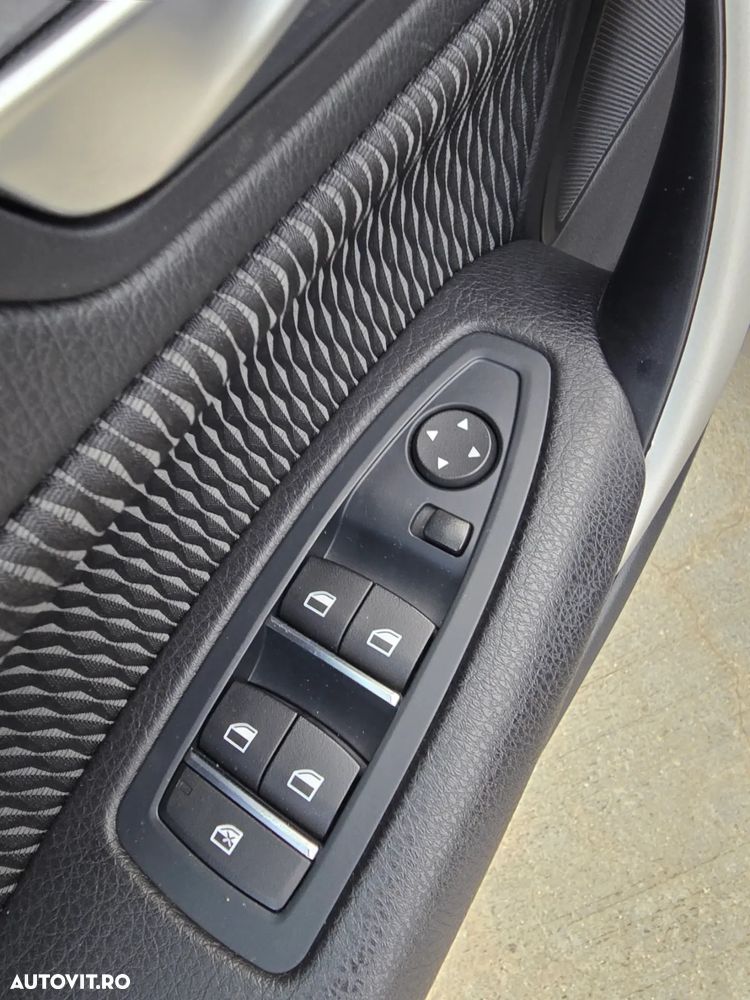 BMW Seria 1 118i Aut. - 13