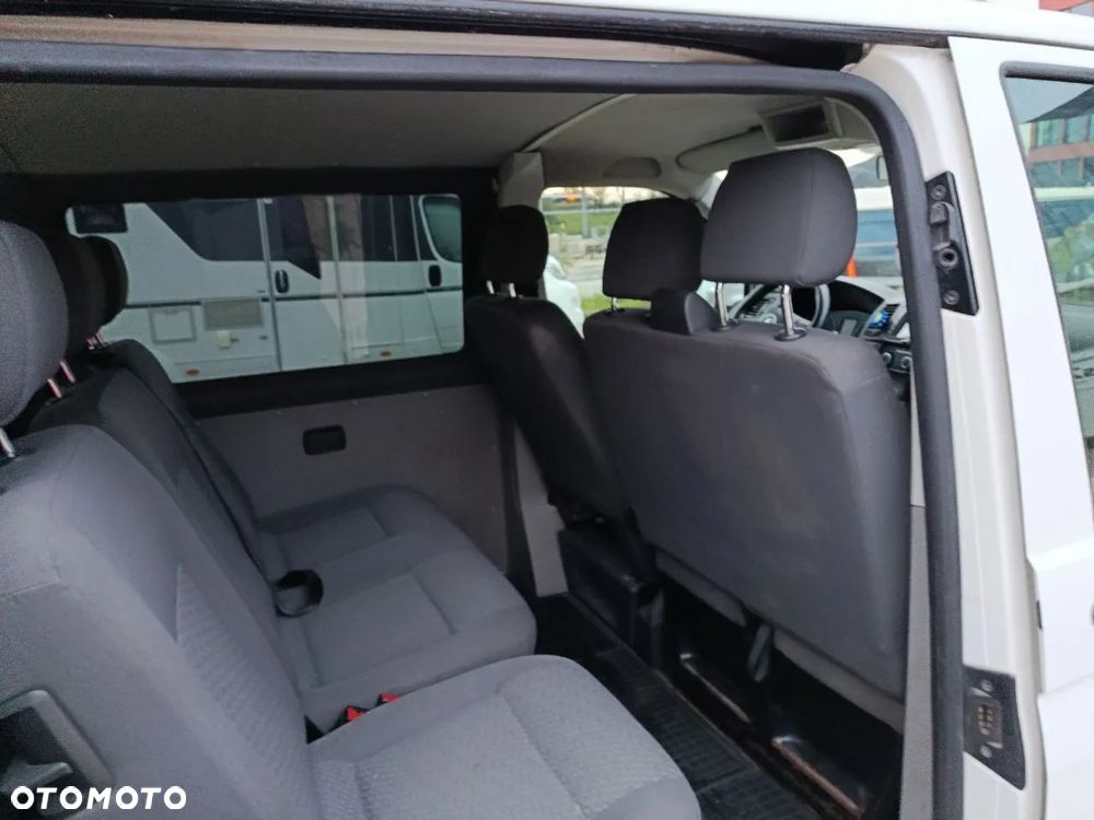 Volkswagen Transporter - 7