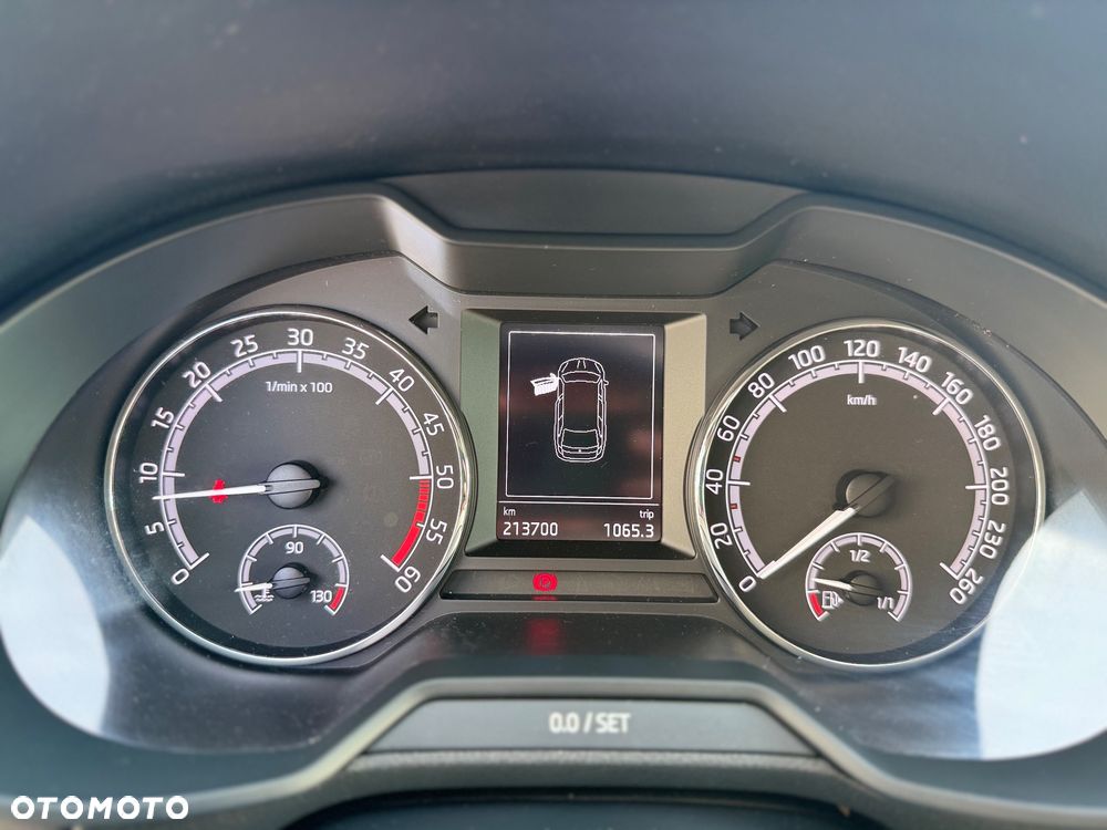 Skoda Octavia 1.6 TDI SCR Style - 12