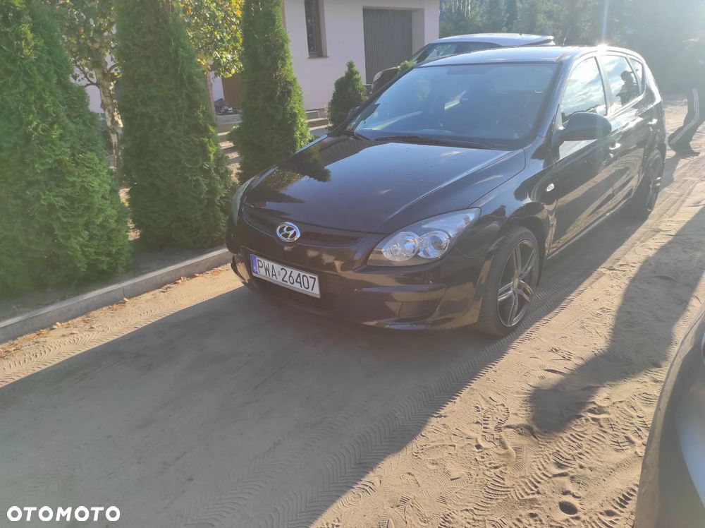 Hyundai i30 1.4 Base + World Cup - 1