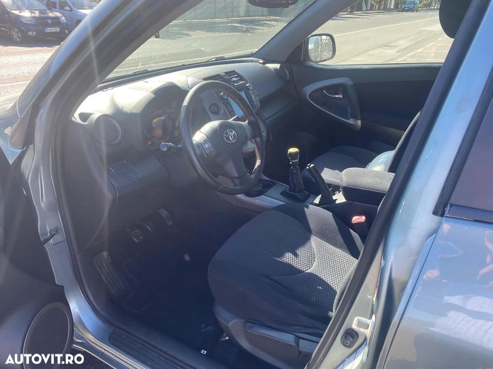 Toyota RAV4 2.2 D-4D Confort - 7