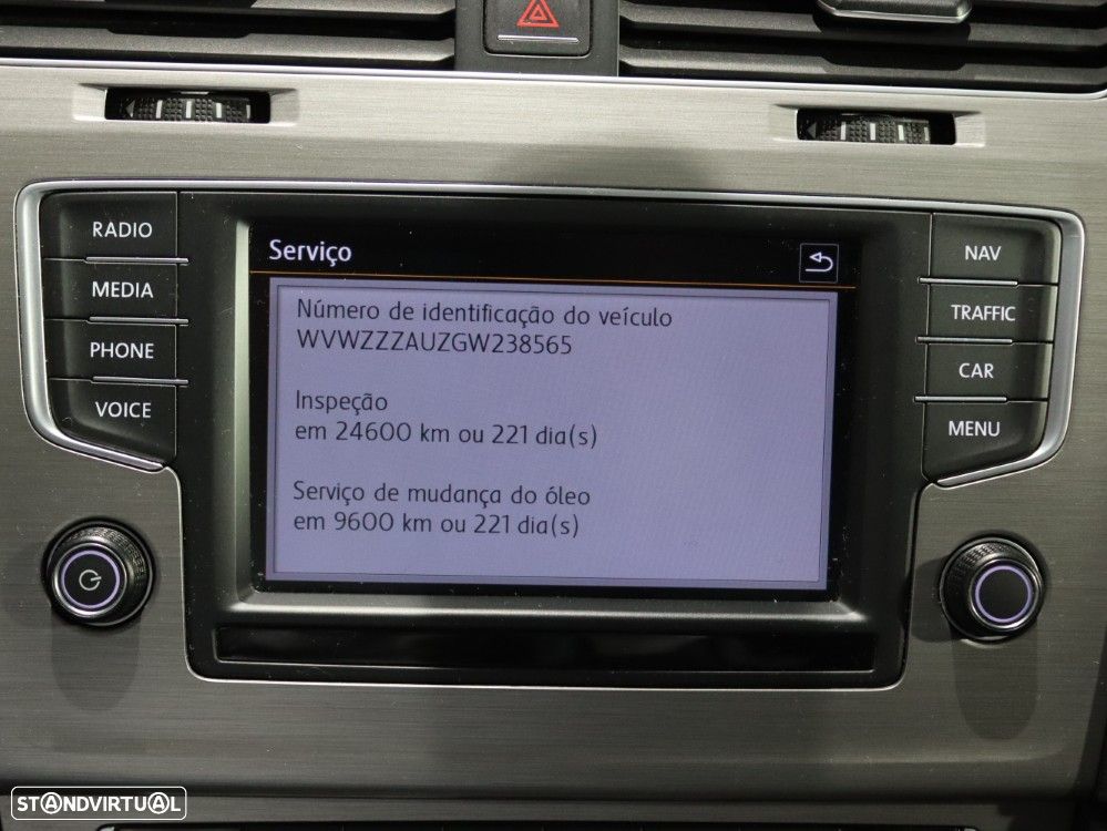 VW Golf 1.6 TDi BlueMotion Confortline - 31