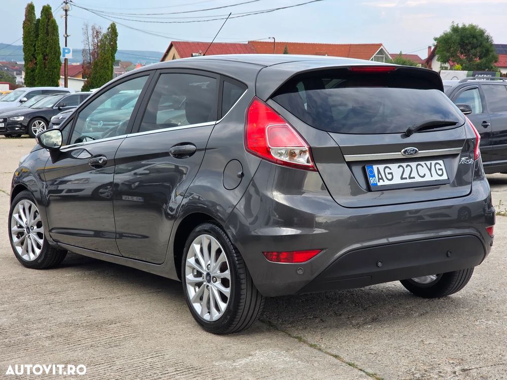 Ford Fiesta 1.5 TDCi Titanium - 6