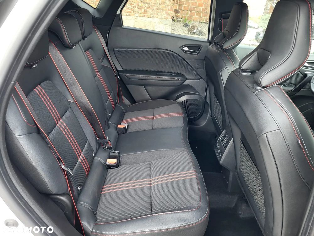 Renault Captur 1.3 TCe mHEV R.S Line EDC - 17
