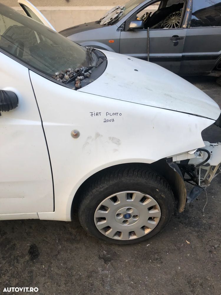 Aripa dreapta fata Fiat Punto alb 2007 - 8