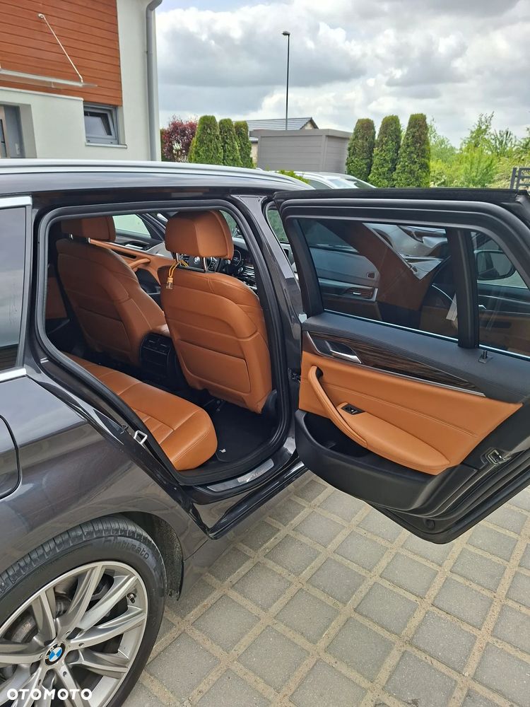 BMW Seria 5 520d Luxury Line sport - 23