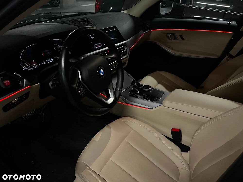 BMW Seria 3 318i Advantage - 7