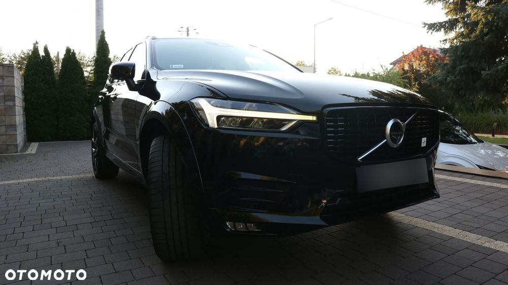 Volvo XC 60 T5 AWD R-Design - 2