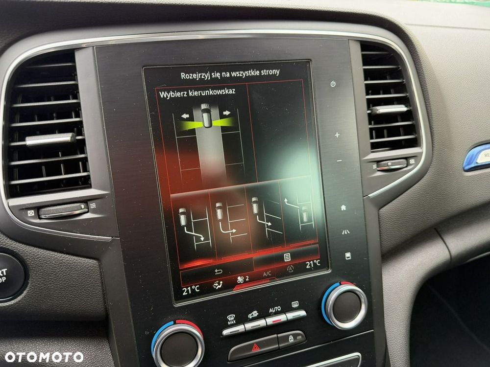 Renault Megane ENERGY TCe 205 EDC GT - 15