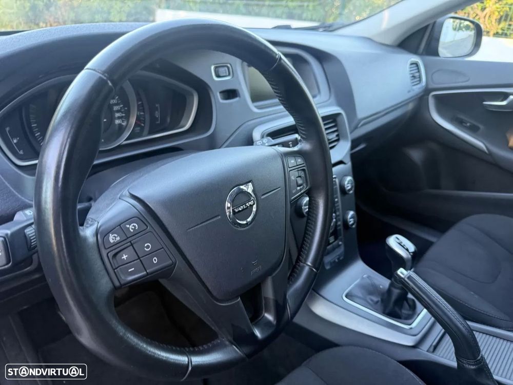Volvo V40 2.0 D2 Kinetic - 11