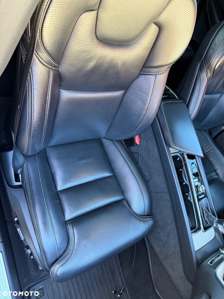 Volvo XC 60 D5 SCR AWD Inscription - 19