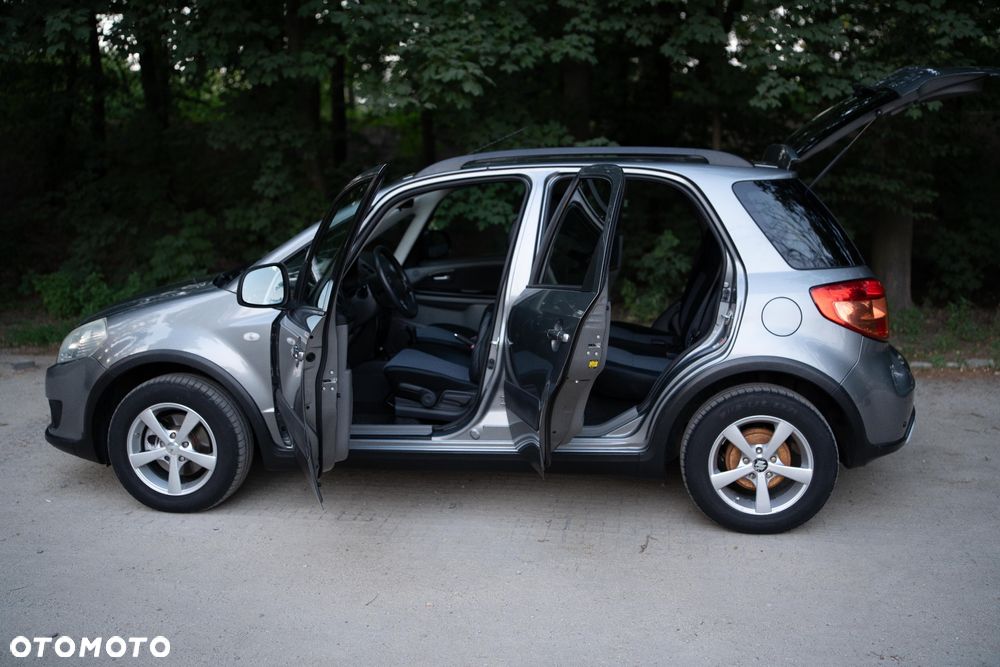 Suzuki SX4 1.6 GS / Premium - 15