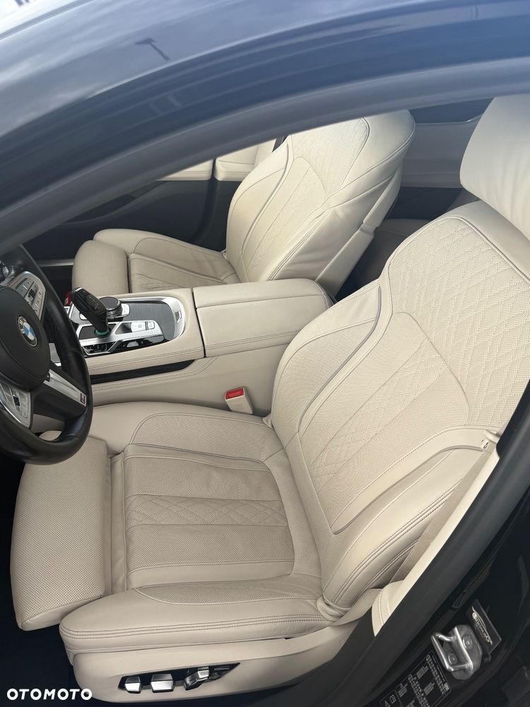 BMW Seria 7 730d xDrive - 19