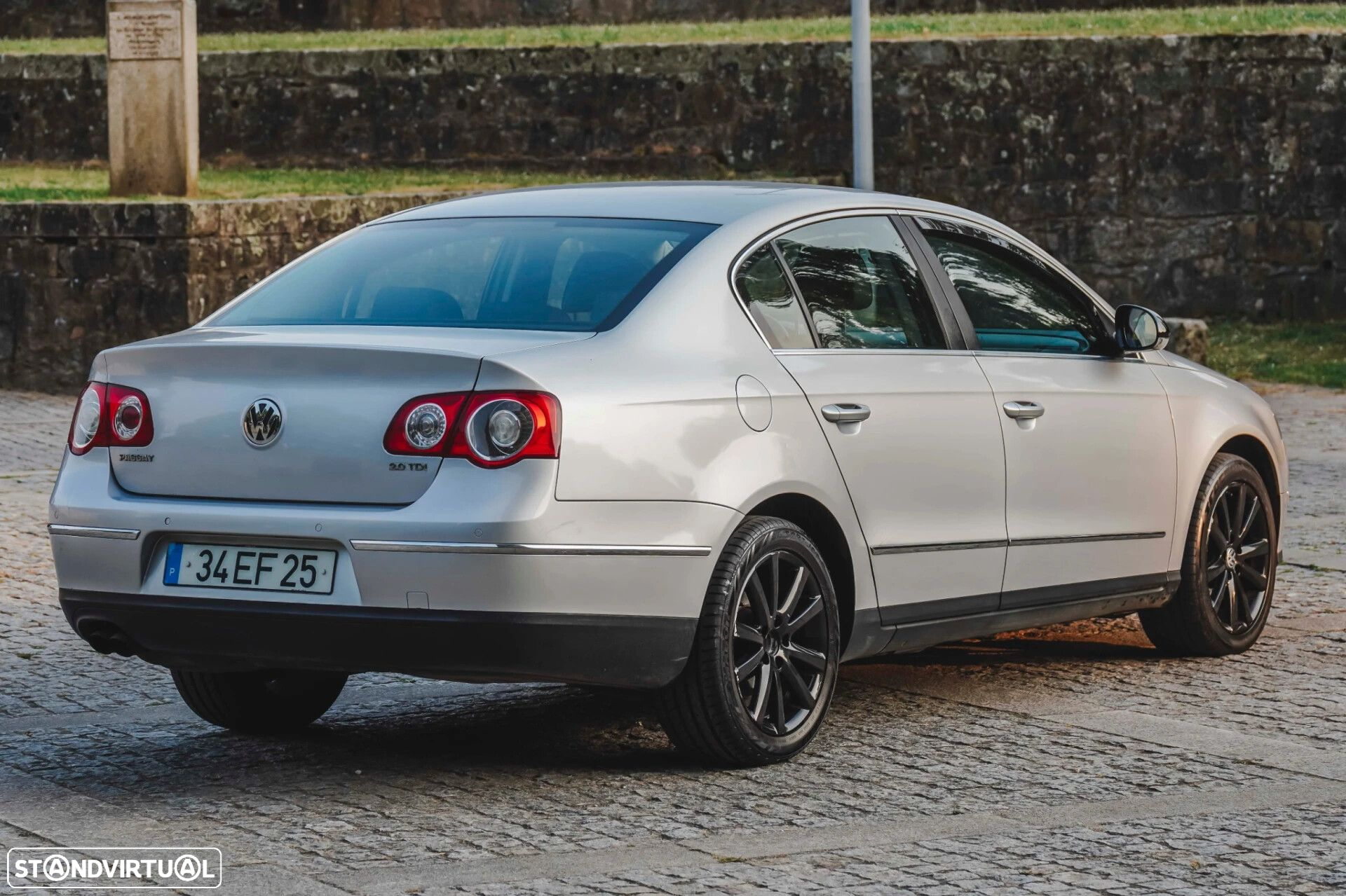 VW Passat - 16