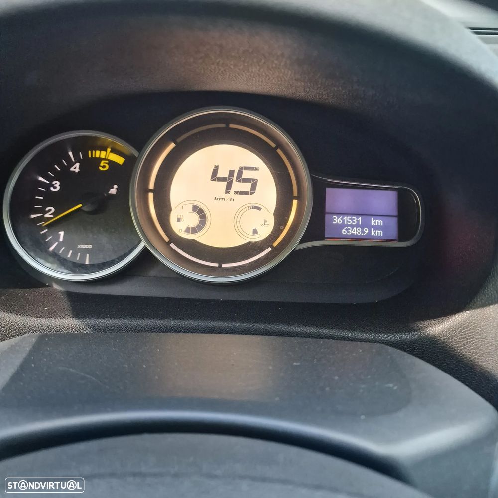 Renault Mégane 1.5 dCi Confort - 17