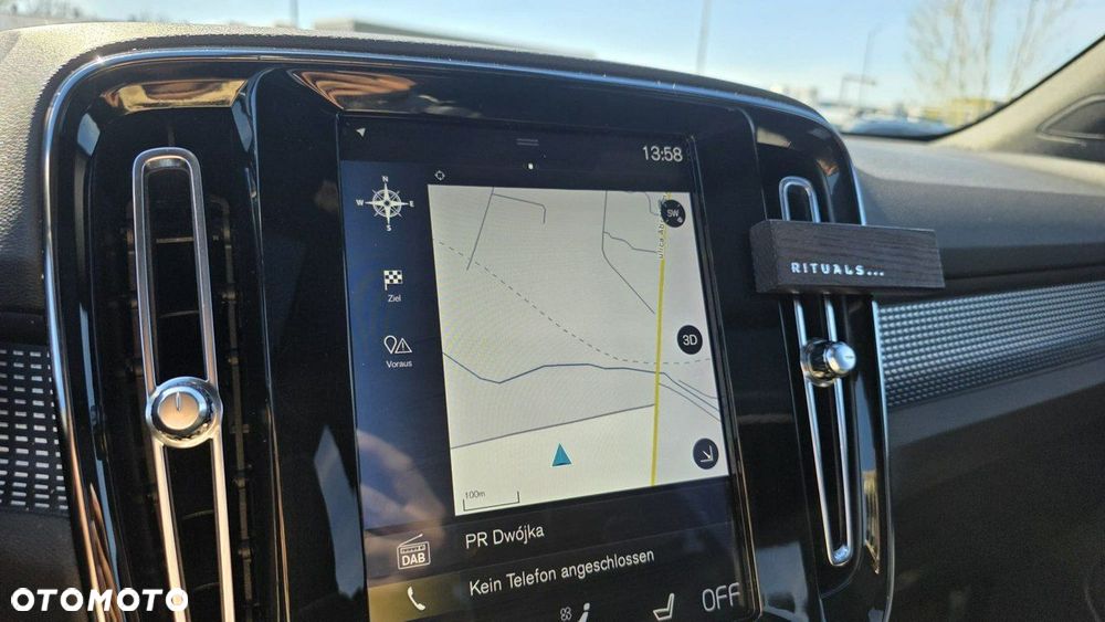Volvo XC 40 - 15