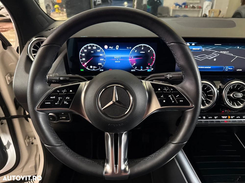 Mercedes-Benz GLA - 17