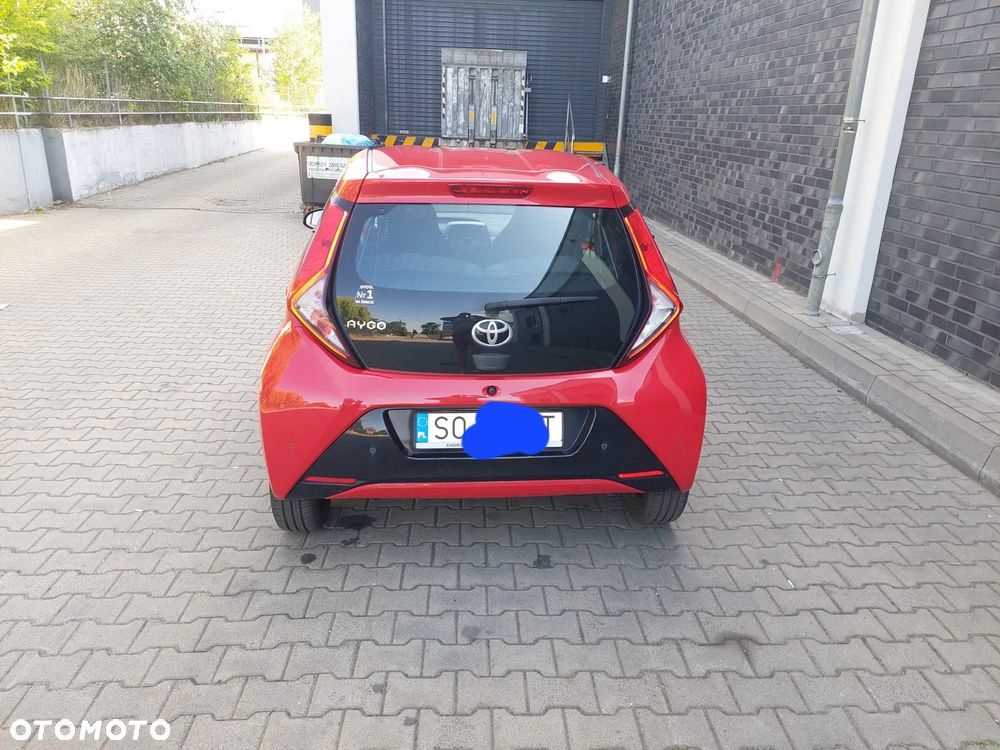 Toyota Aygo 1.0 VVT-i JBL Edition - 1
