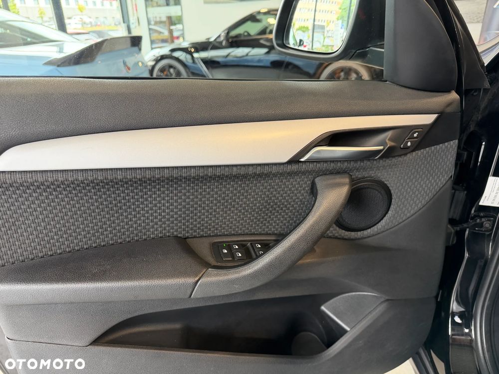 BMW X1 sDrive18i GPF - 13