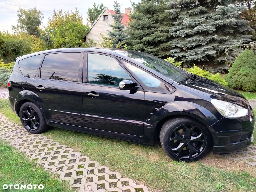 Ford S-Max - 10