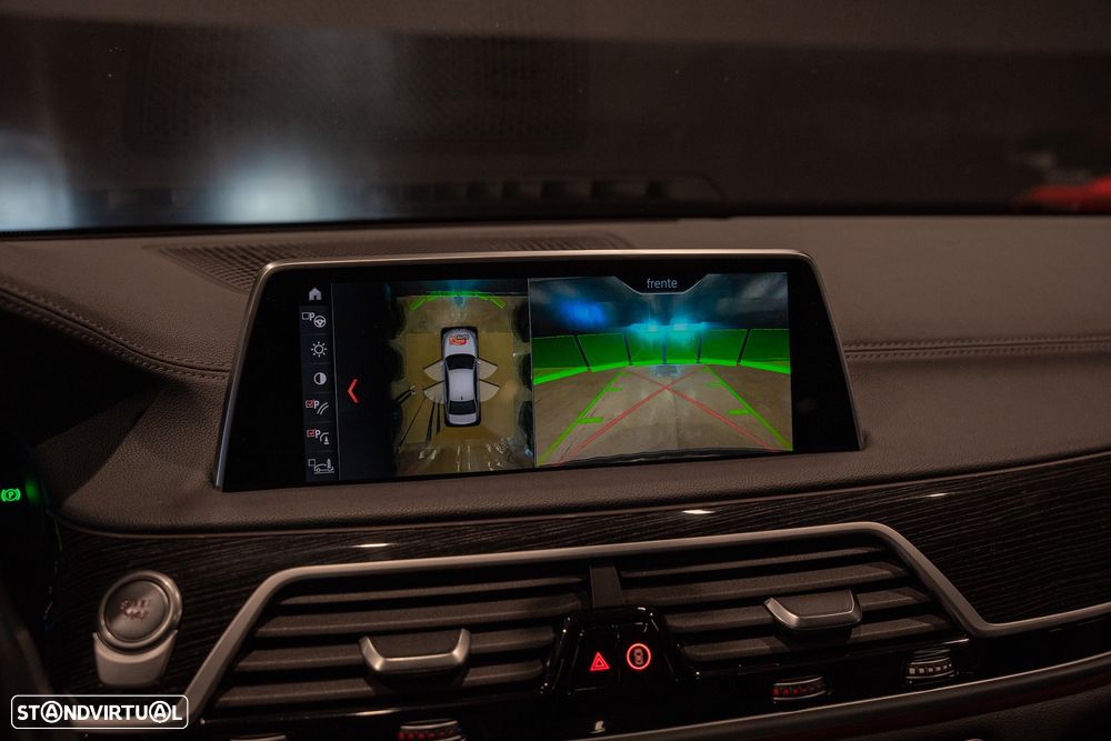 BMW 740 e iPerformance Pack M - 18