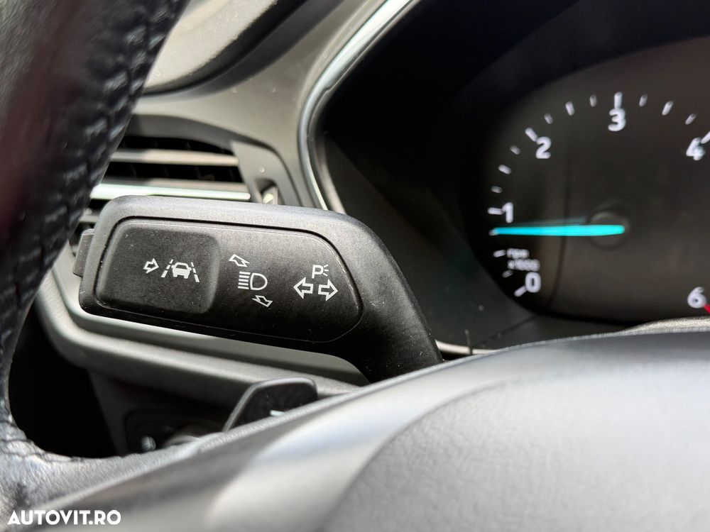 Ford Focus 1.5 EcoBlue Start-Stopp-System Aut. ACTIVE STYLE - 11