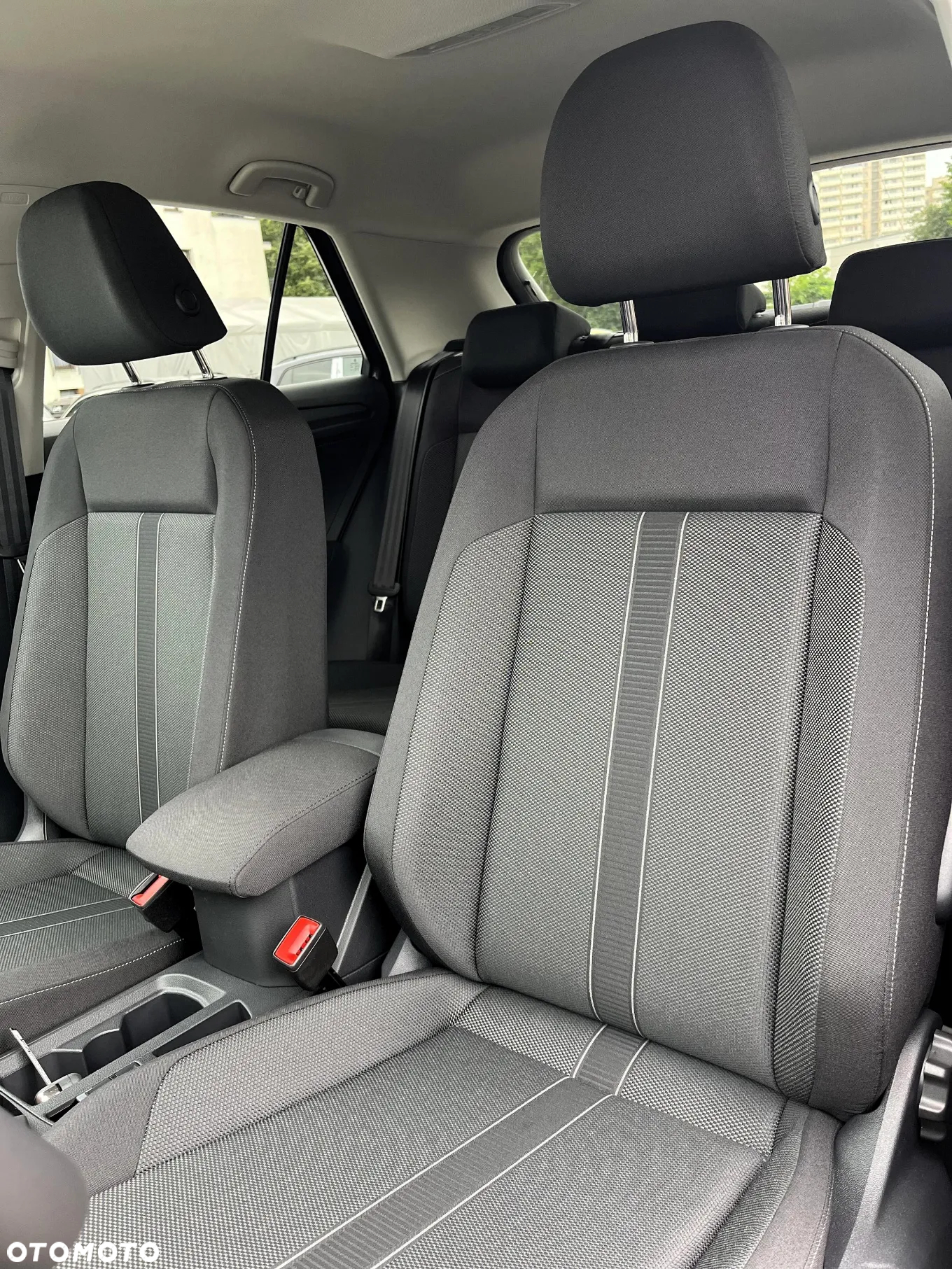 Volkswagen T-Roc 1.5 TSI Life Plus DSG - 12