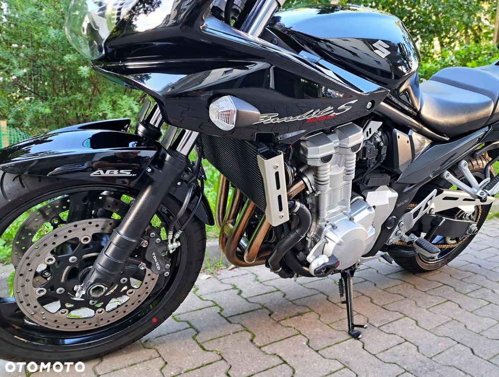 Suzuki Bandit - 10