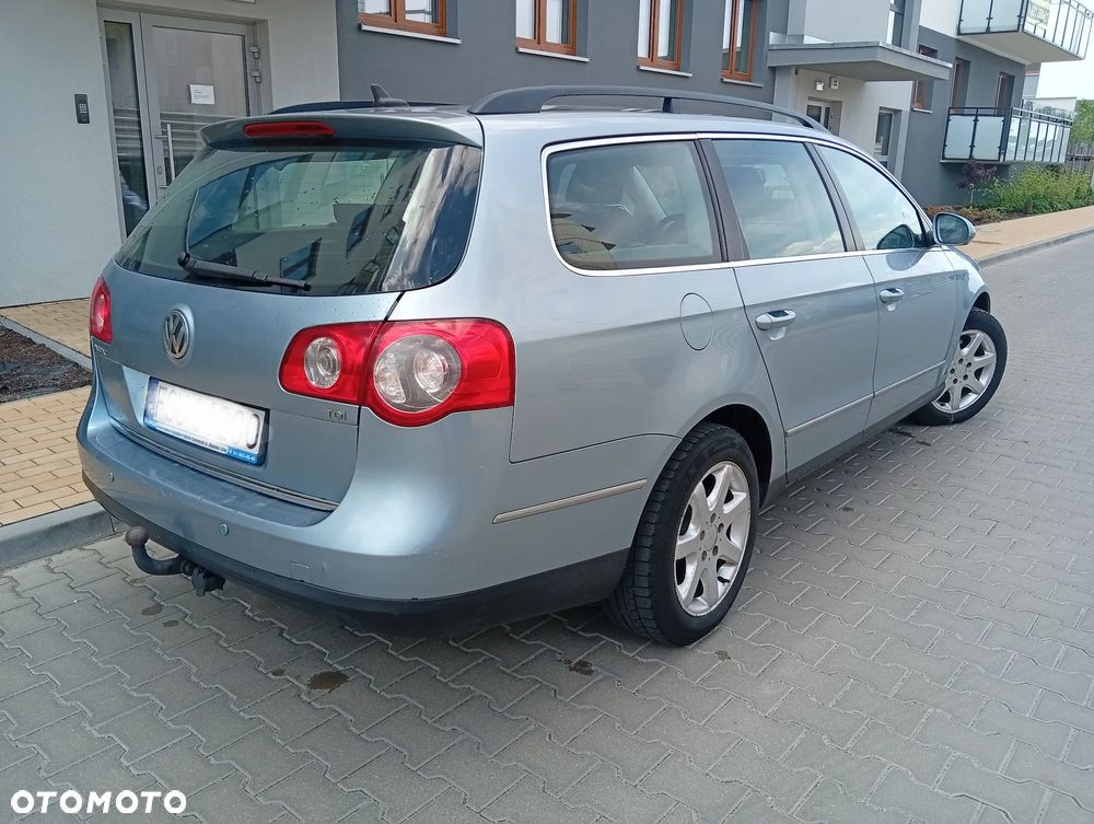 Volkswagen Passat 1.9 TDI Trendline - 2